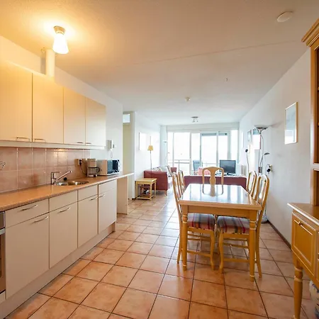 In Bergen Near Sandy Apartment