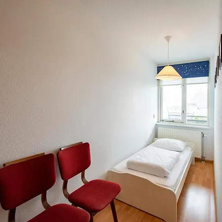 In Bergen Near Sandy